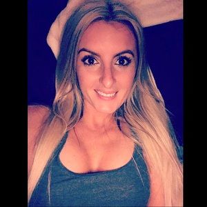 Meet your Posher, Tina